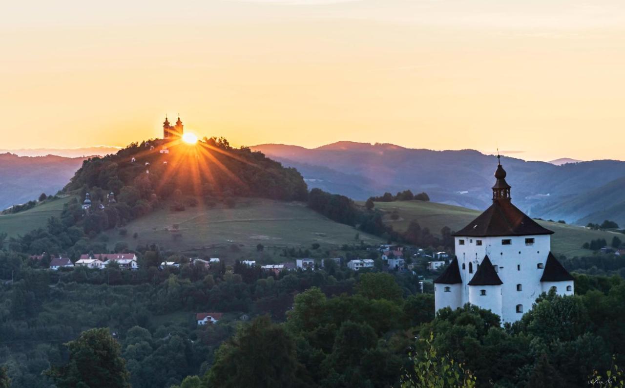 Domcek Pod Orechom Banská Štiavnica Esterno foto